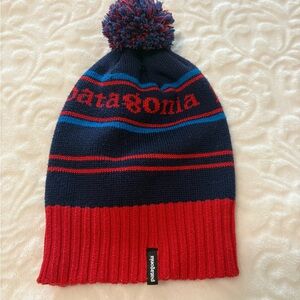 Patagonia powder town red and Blue Pom-Pom Beanie cap snow hat warm